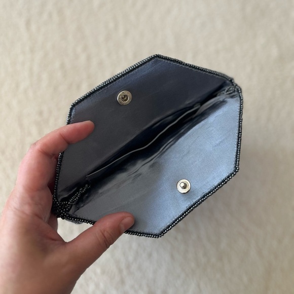 Vintage 1980s Beaded Octagon Clutch – Art Deco Glam - Picture 4 of 12